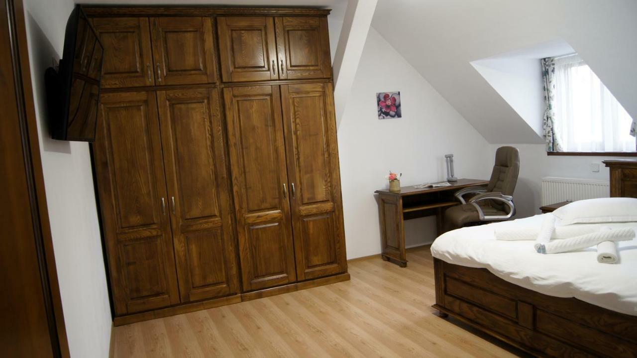 Anemona'S House In The Center Of Sibiu Villa Buitenkant foto